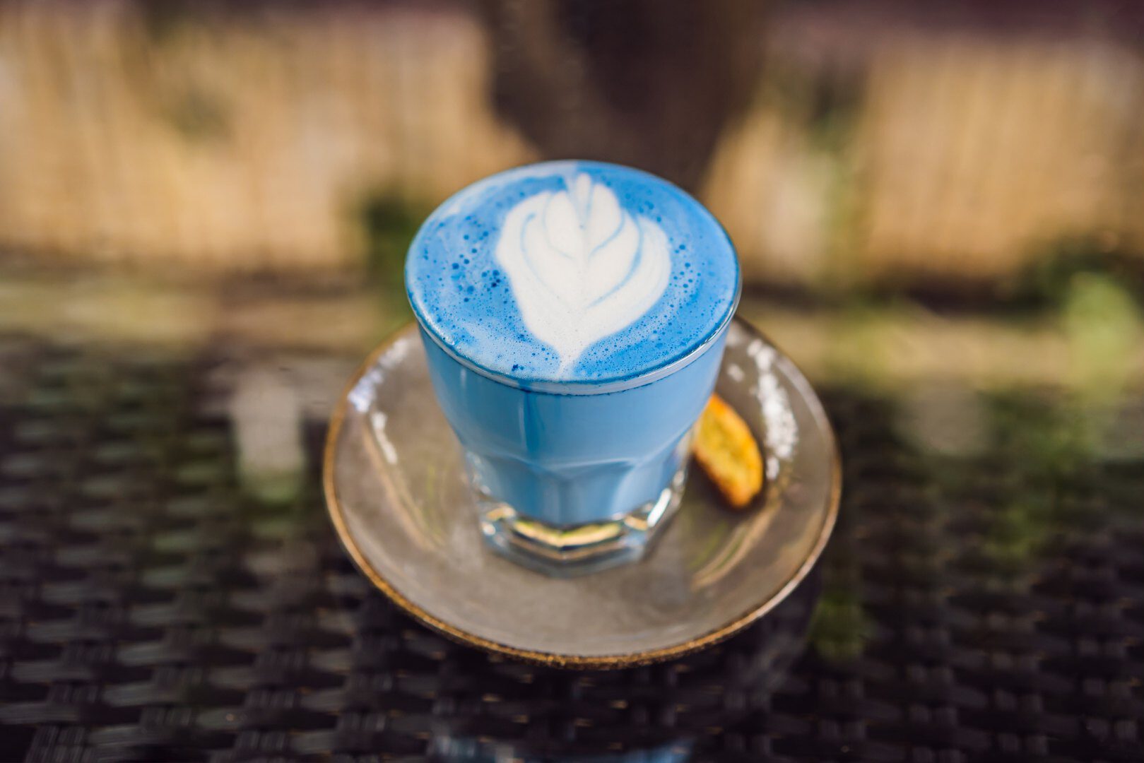 Butterfly Pea Latte Recipe: Variations of the blue tea<br>